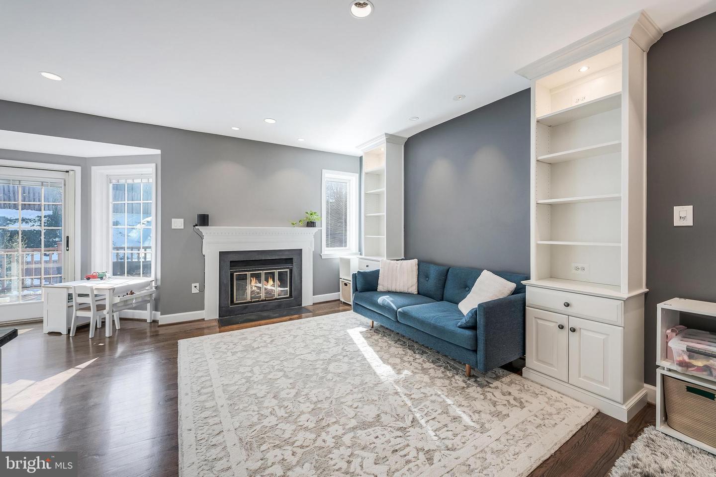 1456 HAMPTON HILL CIR, MCLEAN, Virginia 22101, 3 Bedrooms Bedrooms, ,3 BathroomsBathrooms,Residential,For sale,1456 HAMPTON HILL CIR,VAFX2287974 MLS # VAFX2287974