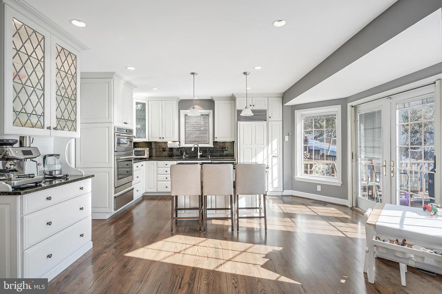 1456 HAMPTON HILL CIR, MCLEAN, Virginia 22101, 3 Bedrooms Bedrooms, ,3 BathroomsBathrooms,Residential,For sale,1456 HAMPTON HILL CIR,VAFX2287974 MLS # VAFX2287974