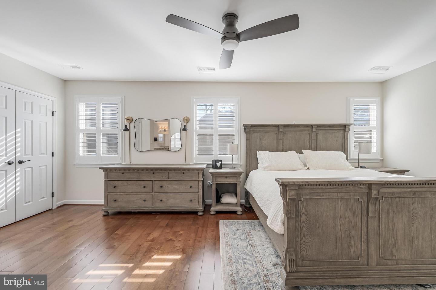 1456 HAMPTON HILL CIR, MCLEAN, Virginia 22101, 3 Bedrooms Bedrooms, ,3 BathroomsBathrooms,Residential,For sale,1456 HAMPTON HILL CIR,VAFX2287974 MLS # VAFX2287974