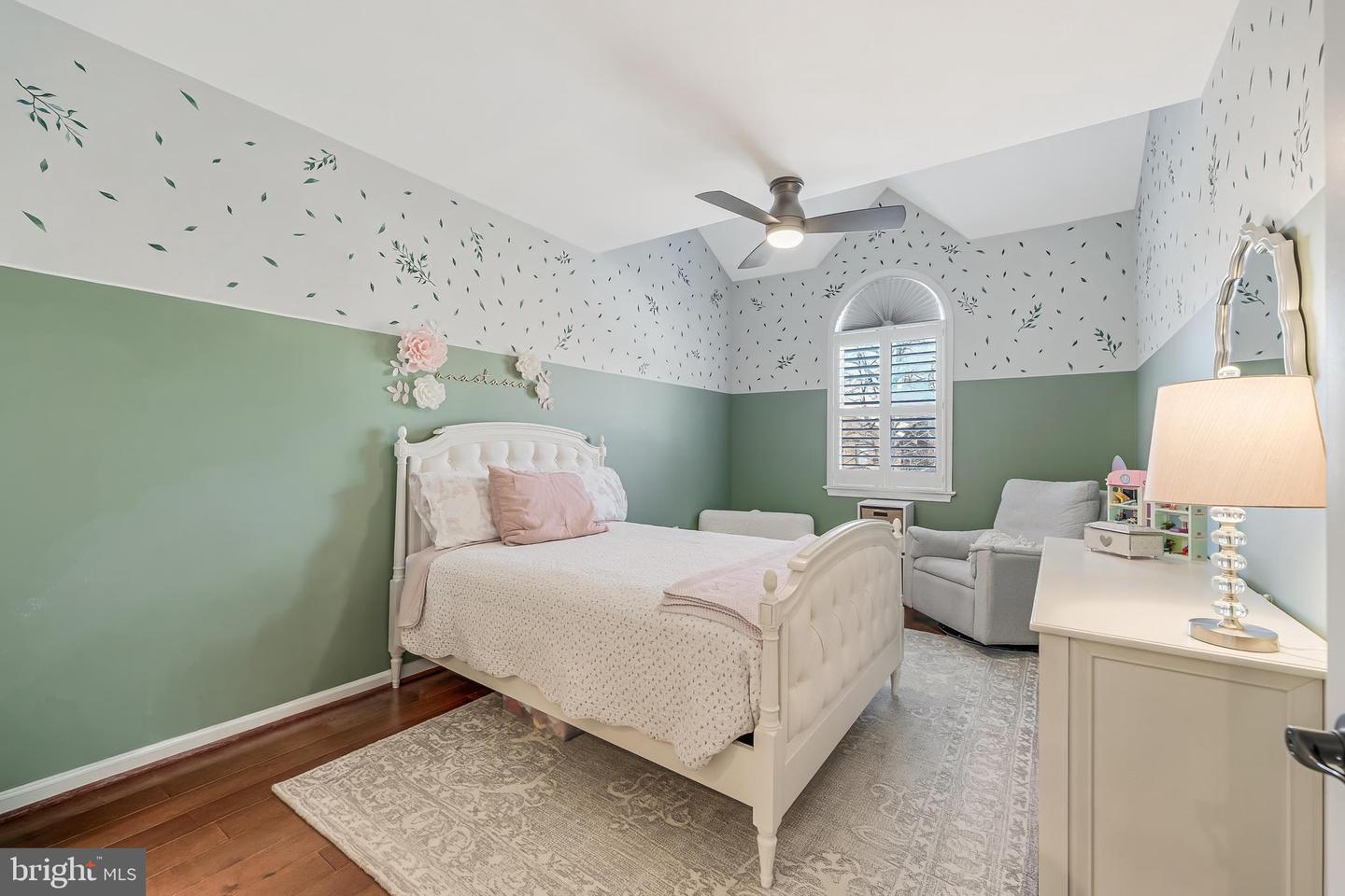 1456 HAMPTON HILL CIR, MCLEAN, Virginia 22101, 3 Bedrooms Bedrooms, ,3 BathroomsBathrooms,Residential,For sale,1456 HAMPTON HILL CIR,VAFX2287974 MLS # VAFX2287974