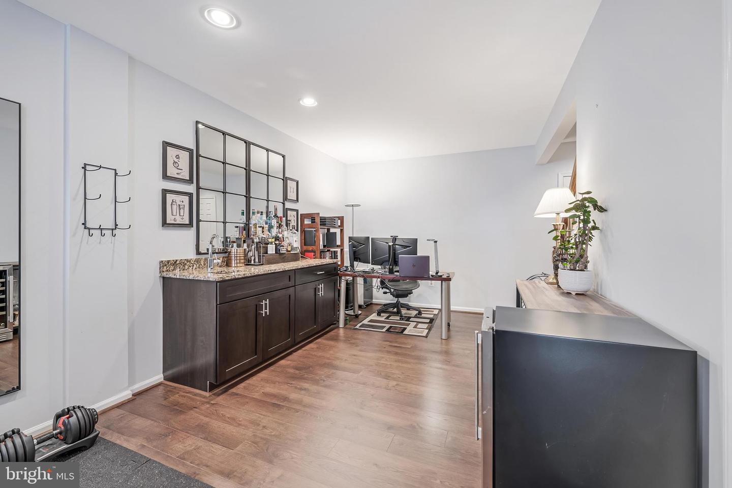 1456 HAMPTON HILL CIR, MCLEAN, Virginia 22101, 3 Bedrooms Bedrooms, ,3 BathroomsBathrooms,Residential,For sale,1456 HAMPTON HILL CIR,VAFX2287974 MLS # VAFX2287974