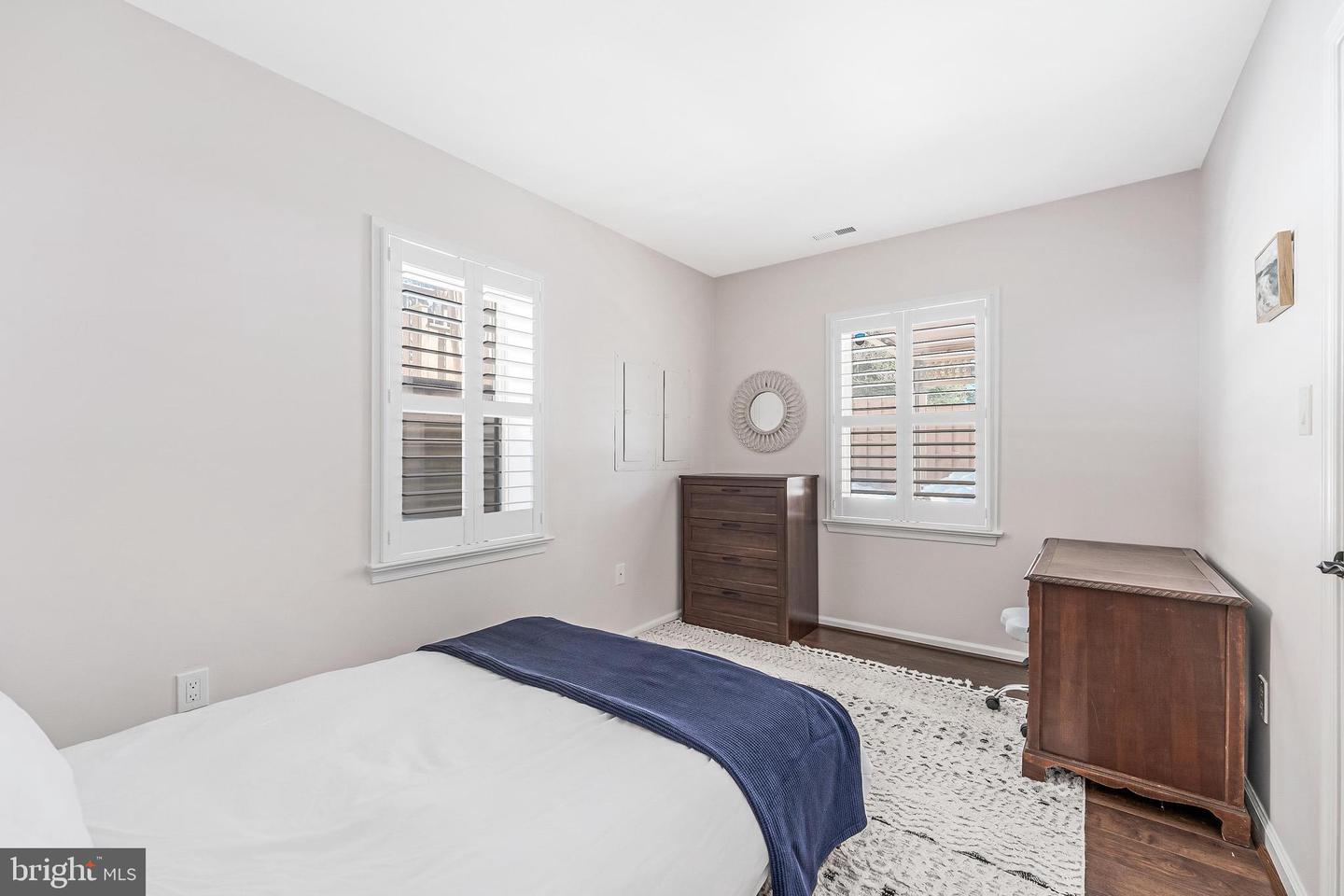 1456 HAMPTON HILL CIR, MCLEAN, Virginia 22101, 3 Bedrooms Bedrooms, ,3 BathroomsBathrooms,Residential,For sale,1456 HAMPTON HILL CIR,VAFX2287974 MLS # VAFX2287974