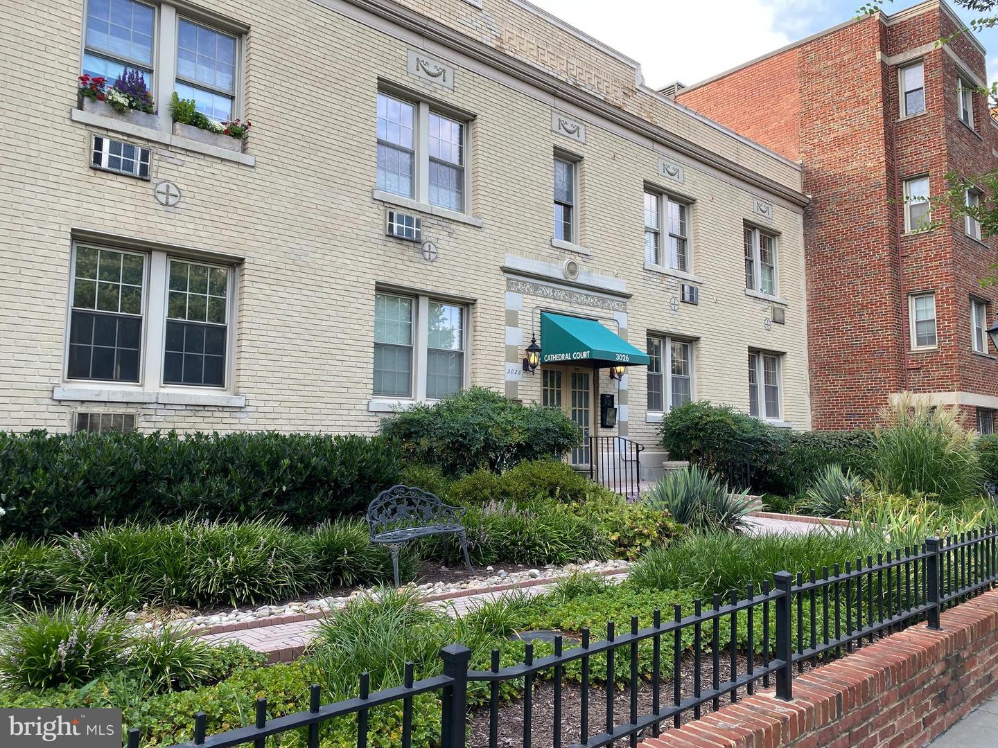 3026 WISCONSIN AVE NW #109, WASHINGTON, District Of Columbia 20016, 1 Bedroom Bedrooms, ,1 BathroomBathrooms,Residential,For sale,3026 WISCONSIN AVE NW #109,DCDC2243760 MLS # DCDC2243760