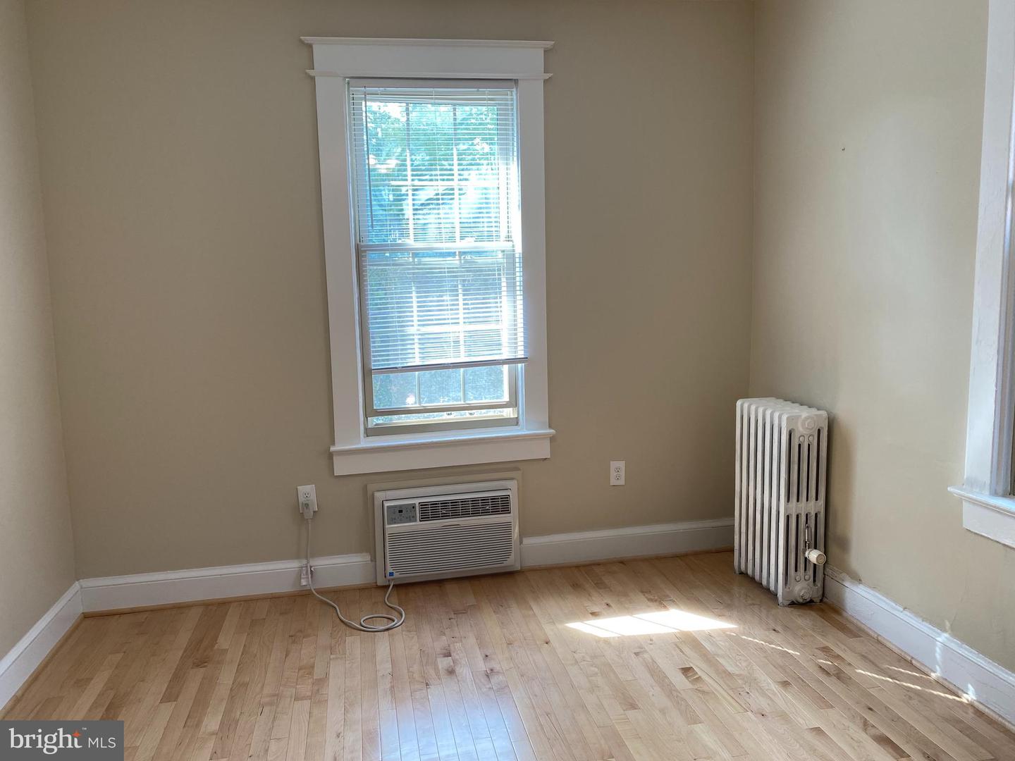 3026 WISCONSIN AVE NW #109, WASHINGTON, District Of Columbia 20016, 1 Bedroom Bedrooms, ,1 BathroomBathrooms,Residential,For sale,3026 WISCONSIN AVE NW #109,DCDC2243760 MLS # DCDC2243760