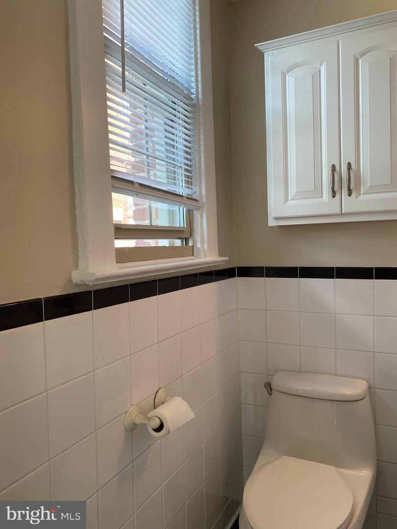 3026 WISCONSIN AVE NW #109, WASHINGTON, District Of Columbia 20016, 1 Bedroom Bedrooms, ,1 BathroomBathrooms,Residential,For sale,3026 WISCONSIN AVE NW #109,DCDC2243760 MLS # DCDC2243760