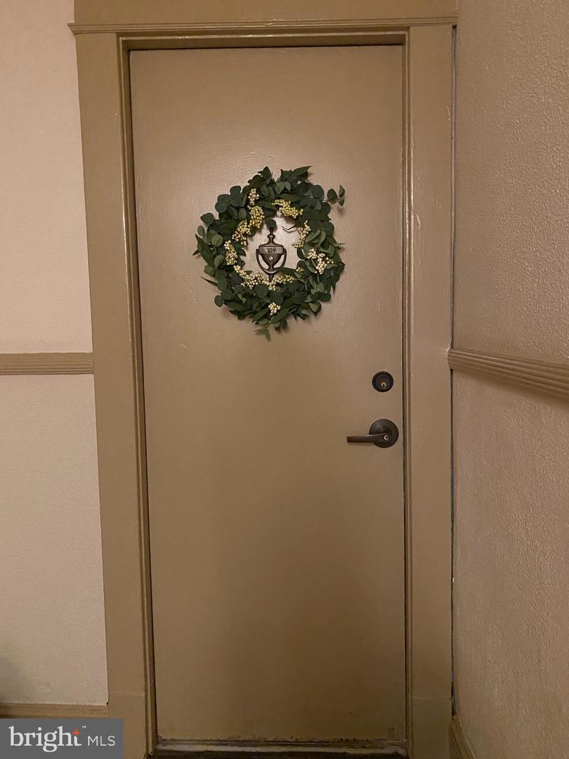 3026 WISCONSIN AVE NW #109, WASHINGTON, District Of Columbia 20016, 1 Bedroom Bedrooms, ,1 BathroomBathrooms,Residential,For sale,3026 WISCONSIN AVE NW #109,DCDC2243760 MLS # DCDC2243760