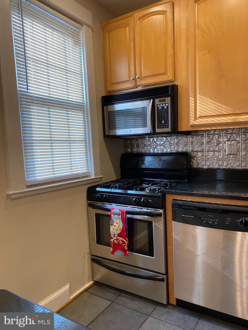 3026 WISCONSIN AVE NW #109, WASHINGTON, District Of Columbia 20016, 1 Bedroom Bedrooms, ,1 BathroomBathrooms,Residential,For sale,3026 WISCONSIN AVE NW #109,DCDC2243760 MLS # DCDC2243760