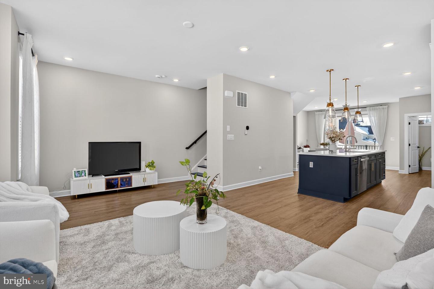 3757 MAYORS WAY, FAIRFAX, Virginia 22030, 3 Bedrooms Bedrooms, ,3 BathroomsBathrooms,Residential,For sale,3757 MAYORS WAY,VAFC2007718 MLS # VAFC2007718