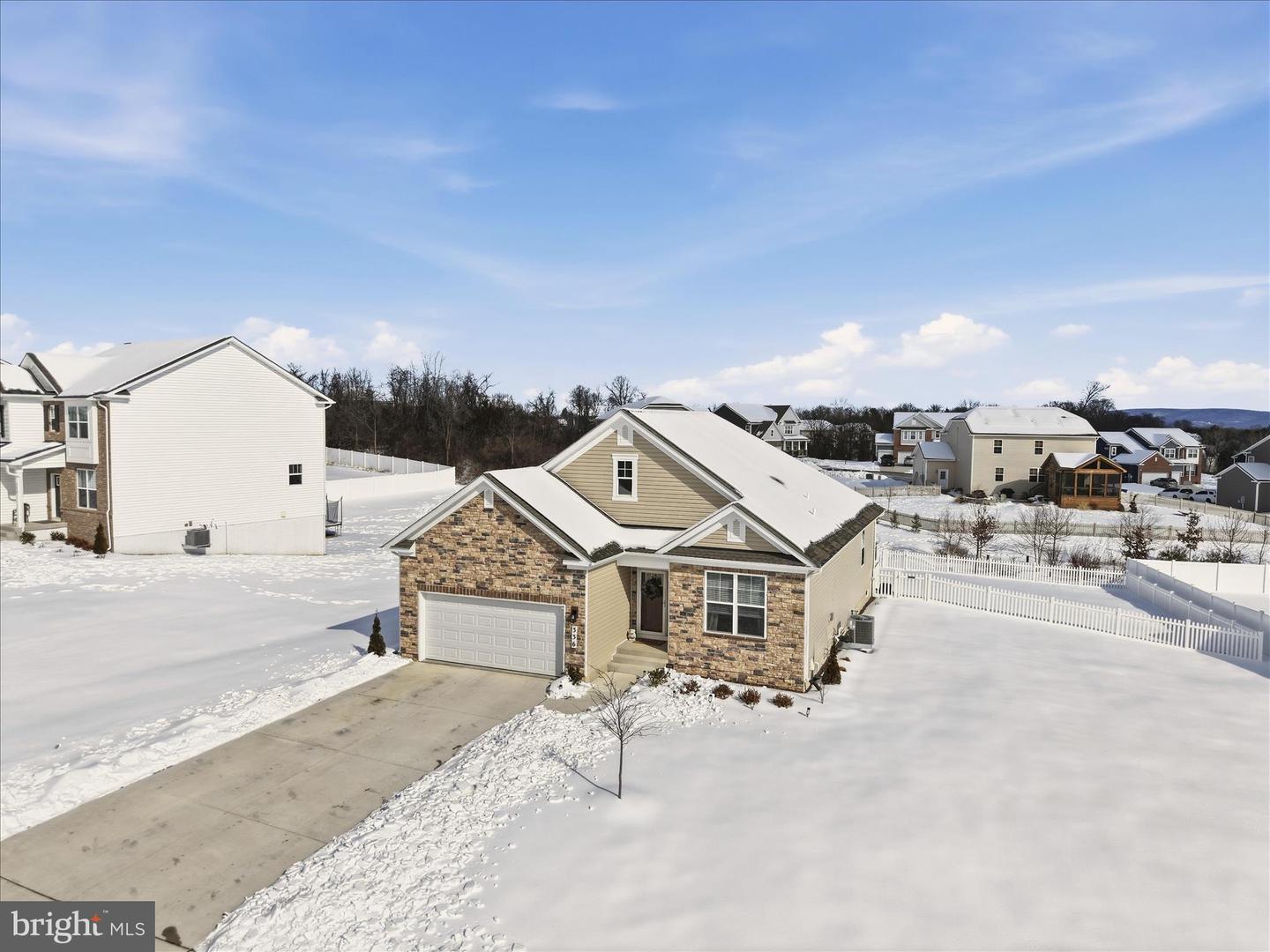 336 TYSON DR, BERRYVILLE, Virginia 22611, 4 Bedrooms Bedrooms, ,3 BathroomsBathrooms,Residential,For sale,336 TYSON DR,VACL2006482 MLS # VACL2006482