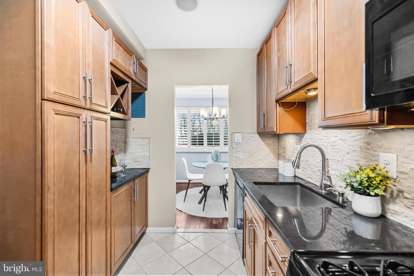 5101 8TH RD S #13, ARLINGTON, Virginia 22204, 1 Bedroom Bedrooms, ,1 BathroomBathrooms,Residential,For sale,5101 8TH RD S #13,VAAR2068334 MLS # VAAR2068334