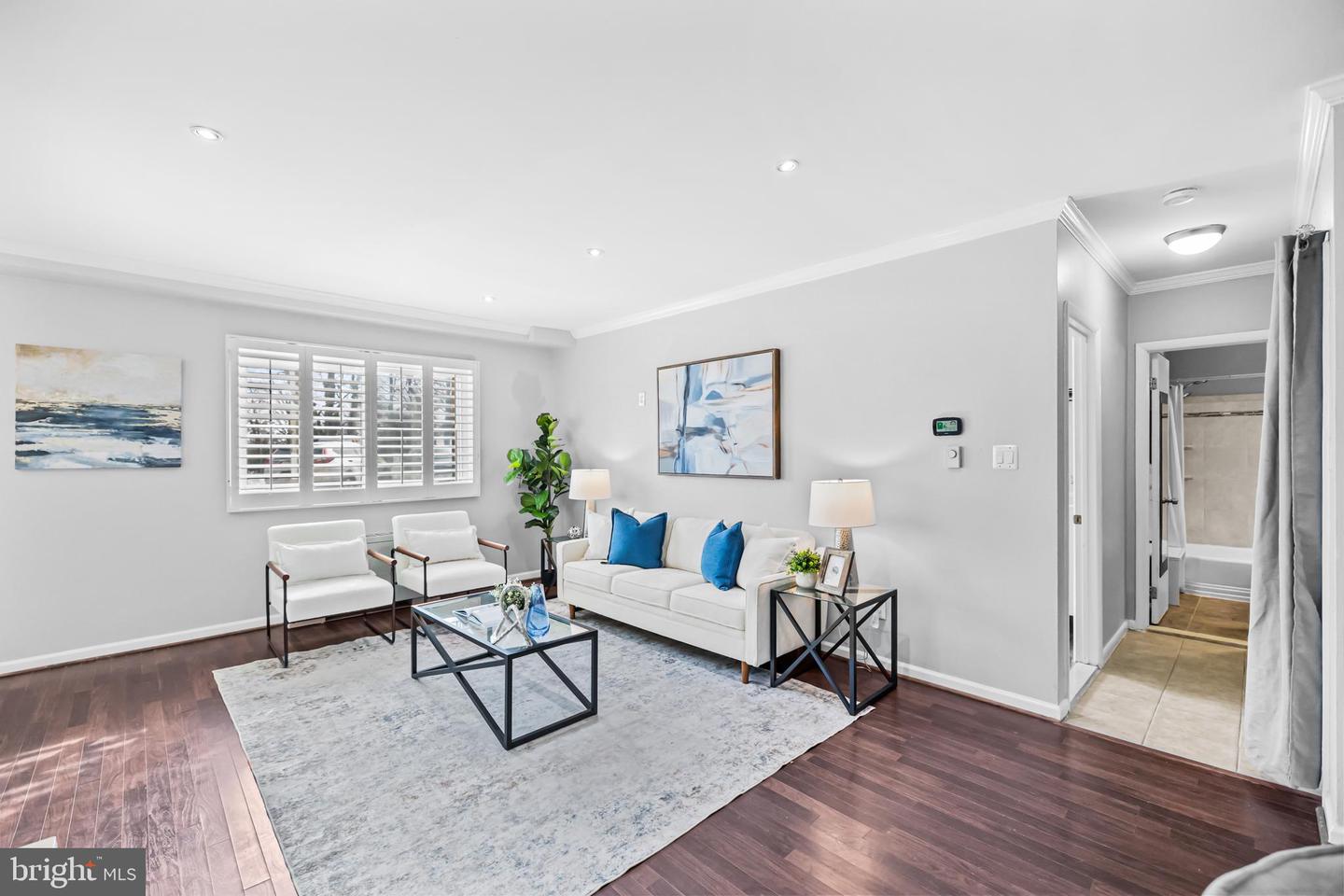 5101 8TH RD S #13, ARLINGTON, Virginia 22204, 1 Bedroom Bedrooms, ,1 BathroomBathrooms,Residential,For sale,5101 8TH RD S #13,VAAR2068334 MLS # VAAR2068334