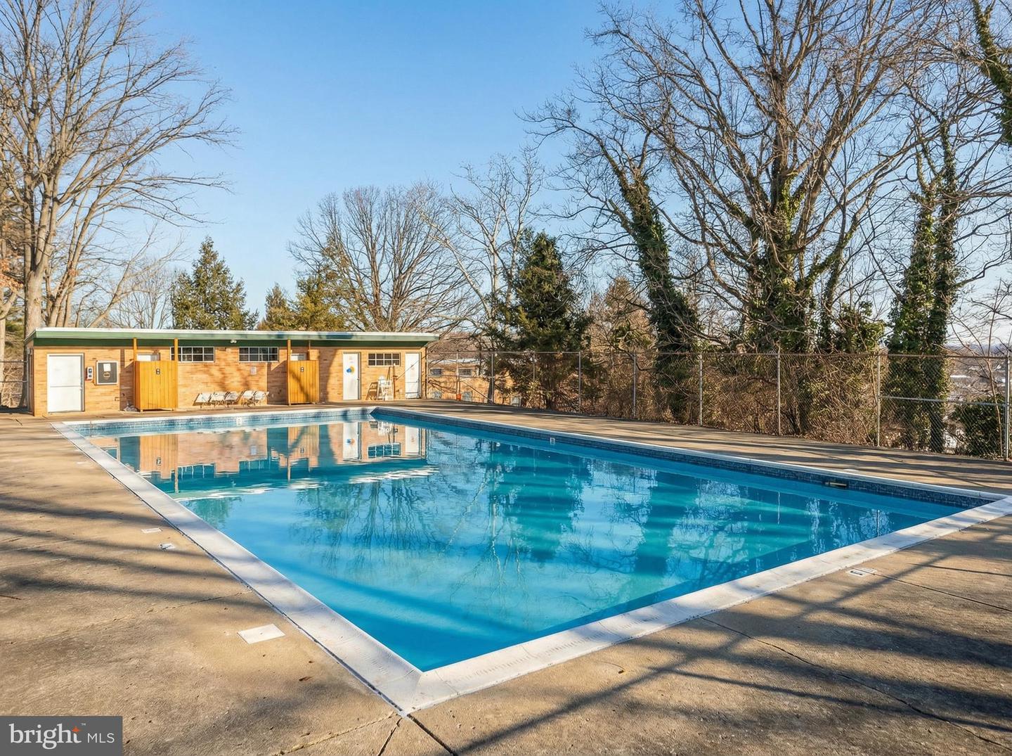 5101 8TH RD S #13, ARLINGTON, Virginia 22204, 1 Bedroom Bedrooms, ,1 BathroomBathrooms,Residential,For sale,5101 8TH RD S #13,VAAR2068334 MLS # VAAR2068334