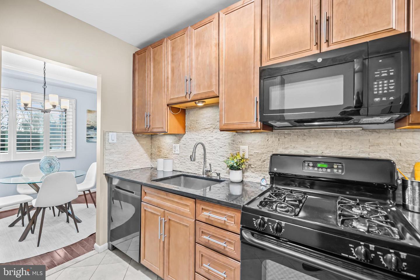 5101 8TH RD S #13, ARLINGTON, Virginia 22204, 1 Bedroom Bedrooms, ,1 BathroomBathrooms,Residential,For sale,5101 8TH RD S #13,VAAR2068334 MLS # VAAR2068334