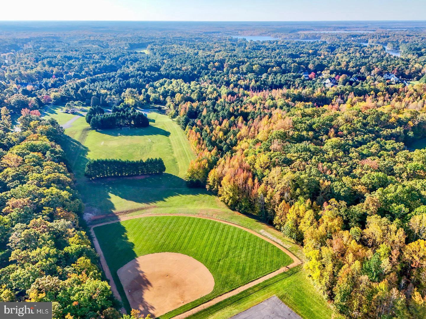 10404 ALLENDALE CT, SPOTSYLVANIA, Virginia 22551, 4 Bedrooms Bedrooms, 6 Rooms Rooms,3 BathroomsBathrooms,Residential,For sale,10404 ALLENDALE CT,VASP2039002 MLS # VASP2039002