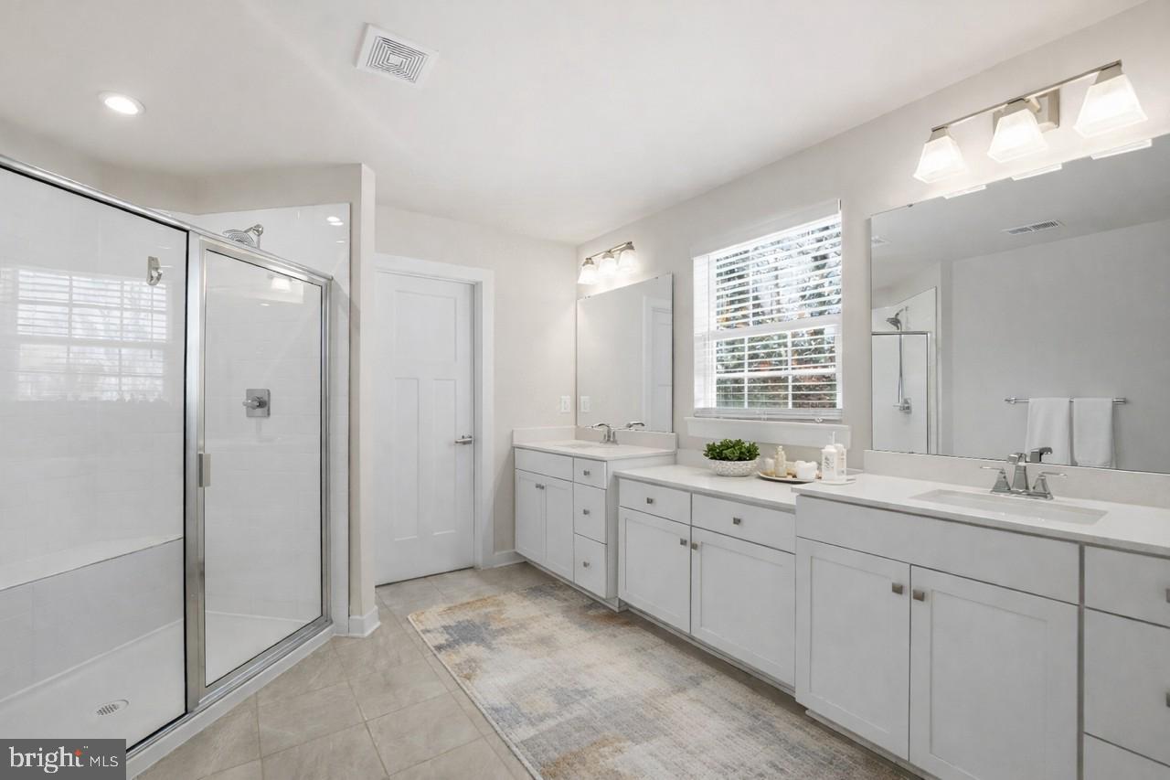 10404 ALLENDALE CT, SPOTSYLVANIA, Virginia 22551, 4 Bedrooms Bedrooms, 6 Rooms Rooms,3 BathroomsBathrooms,Residential,For sale,10404 ALLENDALE CT,VASP2039002 MLS # VASP2039002