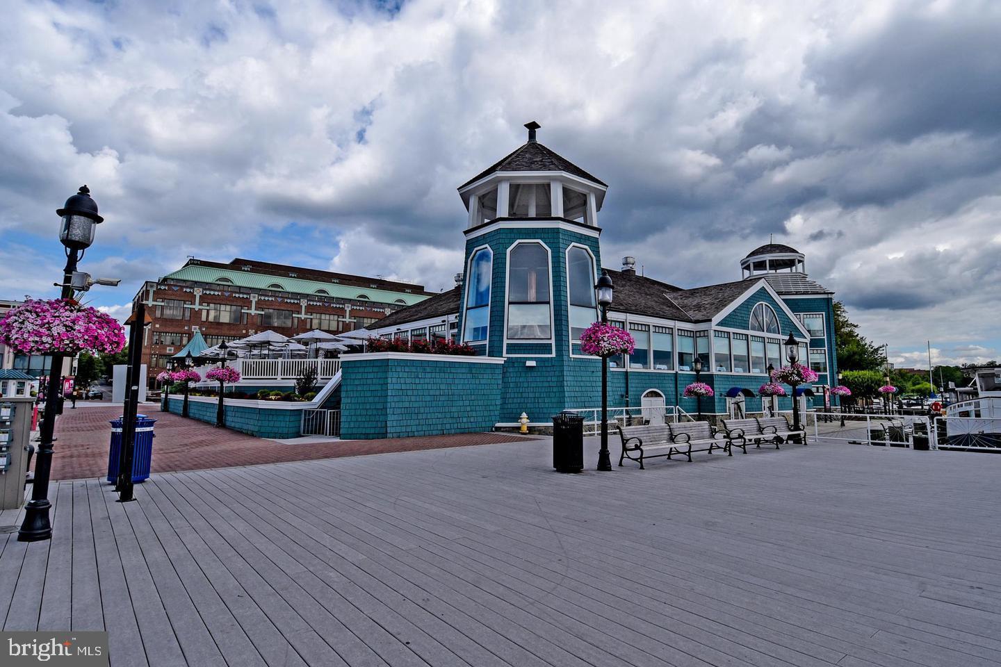 515 TOBACCO QUAY, ALEXANDRIA, Virginia 22314, 1 Bedroom Bedrooms, ,1 BathroomBathrooms,Residential,For sale,515 TOBACCO QUAY,VAAX2053704 MLS # VAAX2053704