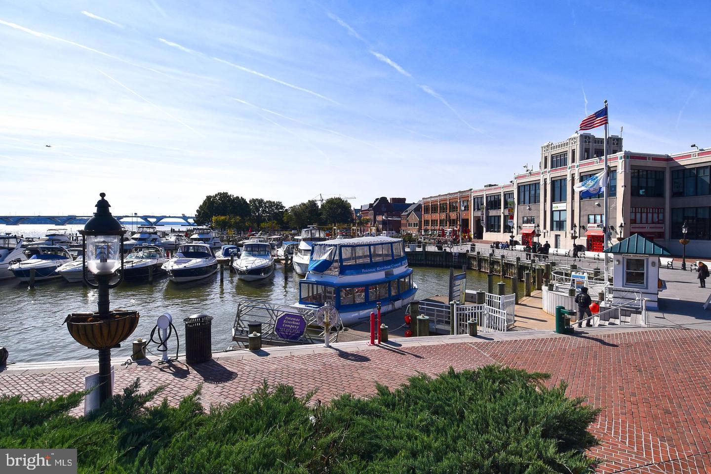 515 TOBACCO QUAY, ALEXANDRIA, Virginia 22314, 1 Bedroom Bedrooms, ,1 BathroomBathrooms,Residential,For sale,515 TOBACCO QUAY,VAAX2053704 MLS # VAAX2053704
