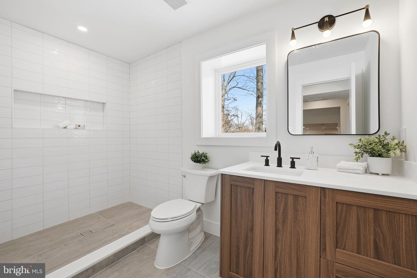 3415 BARGER DR, FALLS CHURCH, Virginia 22044, 4 Bedrooms Bedrooms, ,3 BathroomsBathrooms,Residential,For sale,3415 BARGER DR,VAFX2288828 MLS # VAFX2288828