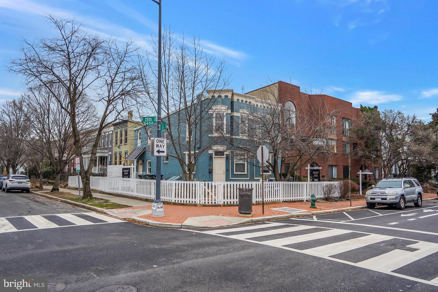 400 15TH ST SE, WASHINGTON, District Of Columbia 20003, 4 Bedrooms Bedrooms, ,2 BathroomsBathrooms,Residential,For sale,400 15TH ST SE,DCDC2244546 MLS # DCDC2244546