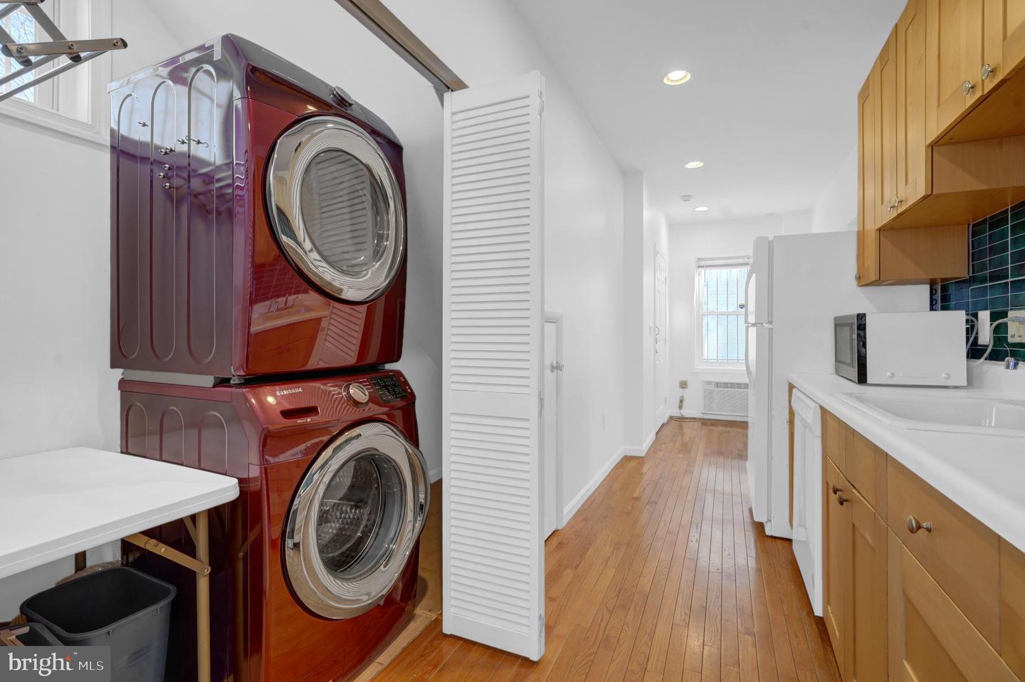 400 15TH ST SE, WASHINGTON, District Of Columbia 20003, 4 Bedrooms Bedrooms, ,2 BathroomsBathrooms,Residential,For sale,400 15TH ST SE,DCDC2244546 MLS # DCDC2244546