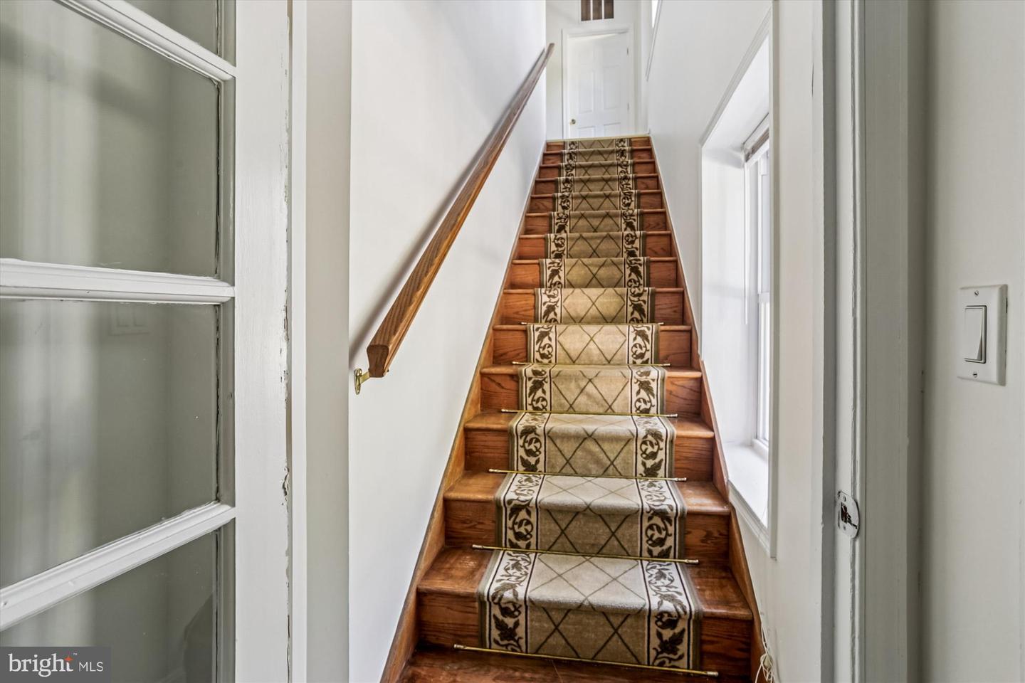 400 15TH ST SE, WASHINGTON, District Of Columbia 20003, 4 Bedrooms Bedrooms, ,2 BathroomsBathrooms,Residential,For sale,400 15TH ST SE,DCDC2244546 MLS # DCDC2244546