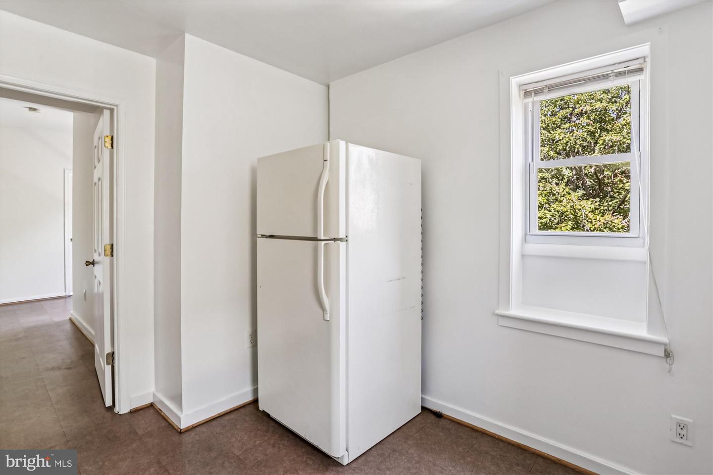 400 15TH ST SE, WASHINGTON, District Of Columbia 20003, 4 Bedrooms Bedrooms, ,2 BathroomsBathrooms,Residential,For sale,400 15TH ST SE,DCDC2244546 MLS # DCDC2244546