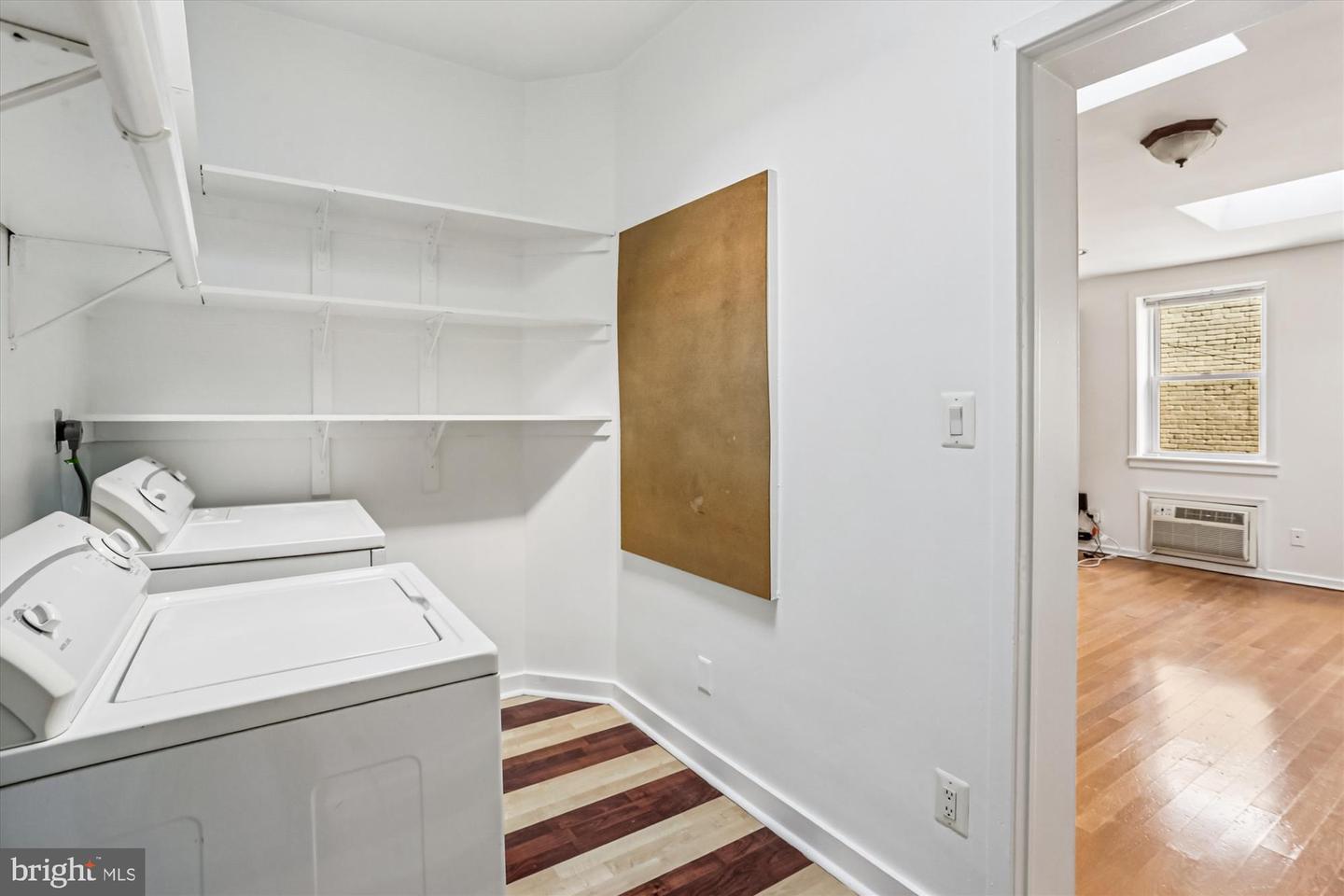 400 15TH ST SE, WASHINGTON, District Of Columbia 20003, 4 Bedrooms Bedrooms, ,2 BathroomsBathrooms,Residential,For sale,400 15TH ST SE,DCDC2244546 MLS # DCDC2244546