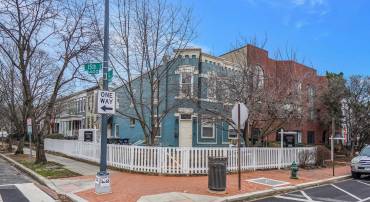 400 15TH ST SE, WASHINGTON, District Of Columbia 20003, 4 Bedrooms Bedrooms, ,2 BathroomsBathrooms,Residential,For sale,400 15TH ST SE,DCDC2244546 MLS # DCDC2244546