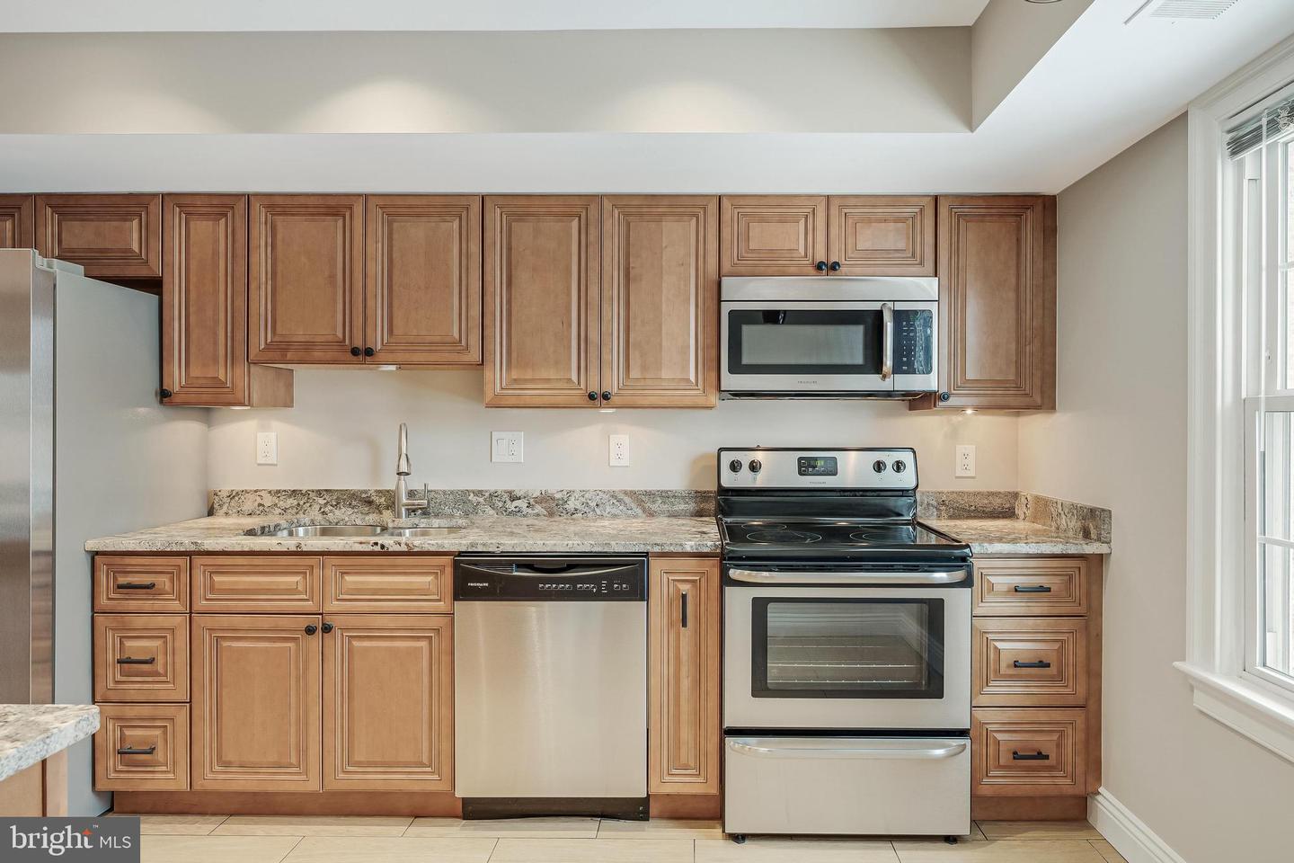 814 GERANIUM ST NW, WASHINGTON, District Of Columbia 20012, 3 Bedrooms Bedrooms, ,2 BathroomsBathrooms,Residential,For sale,814 GERANIUM ST NW,DCDC2244578 MLS # DCDC2244578