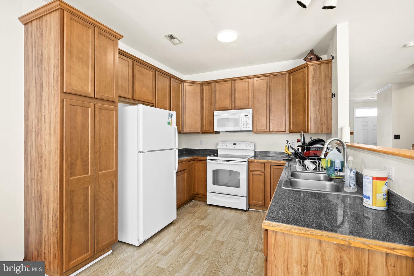 5177 MALLARDS LANDING DR, KING GEORGE, Virginia 22485, 4 Bedrooms Bedrooms, ,3 BathroomsBathrooms,Residential,For sale,5177 MALLARDS LANDING DR,VAKG2007602 MLS # VAKG2007602