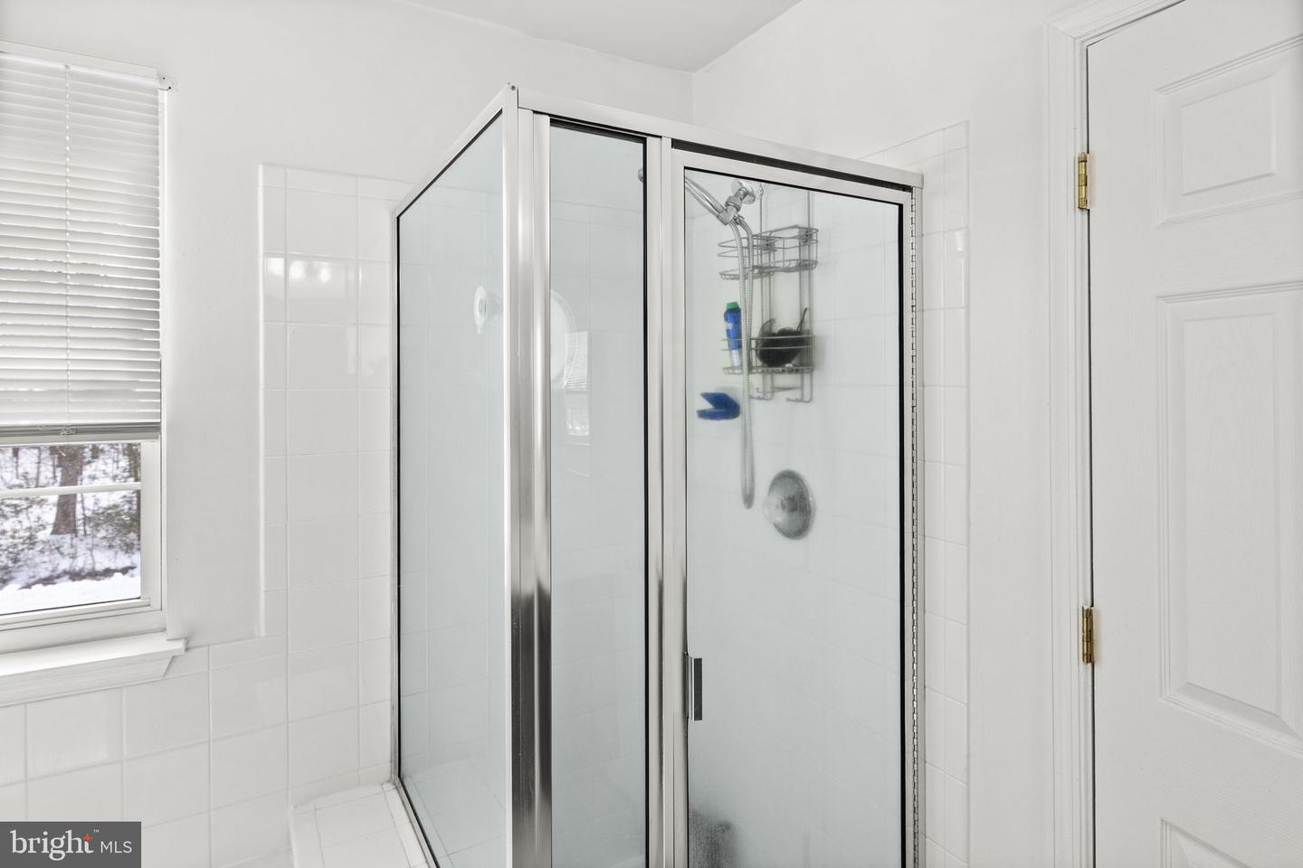 5177 MALLARDS LANDING DR, KING GEORGE, Virginia 22485, 4 Bedrooms Bedrooms, ,3 BathroomsBathrooms,Residential,For sale,5177 MALLARDS LANDING DR,VAKG2007602 MLS # VAKG2007602