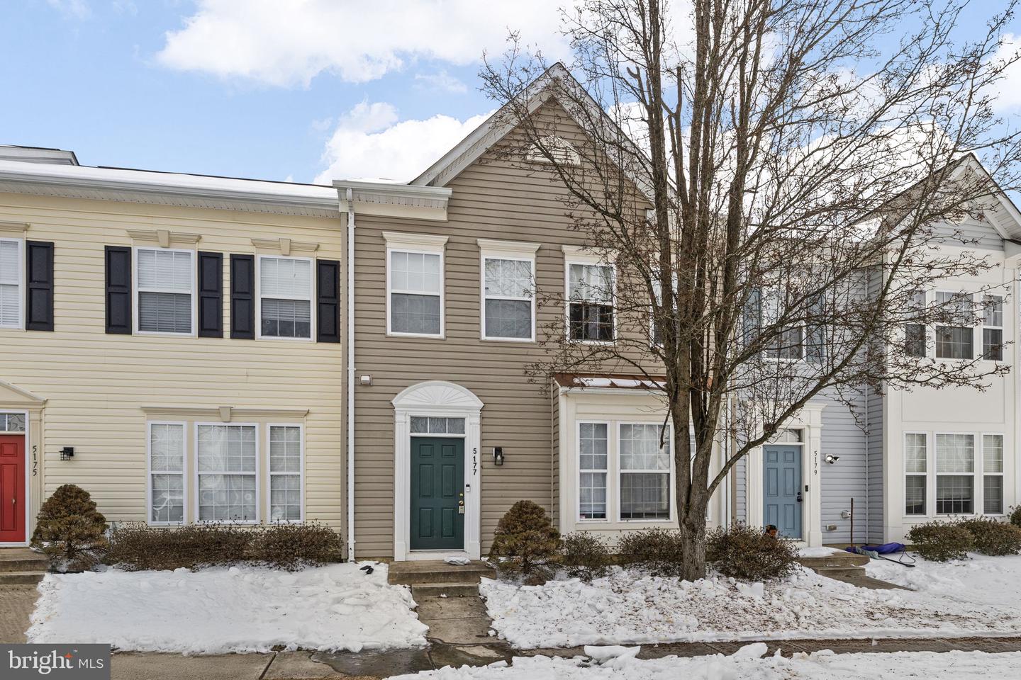 5177 MALLARDS LANDING DR, KING GEORGE, Virginia 22485, 4 Bedrooms Bedrooms, ,3 BathroomsBathrooms,Residential,For sale,5177 MALLARDS LANDING DR,VAKG2007602 MLS # VAKG2007602