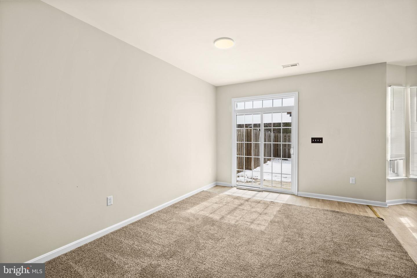 5177 MALLARDS LANDING DR, KING GEORGE, Virginia 22485, 4 Bedrooms Bedrooms, ,3 BathroomsBathrooms,Residential,For sale,5177 MALLARDS LANDING DR,VAKG2007602 MLS # VAKG2007602