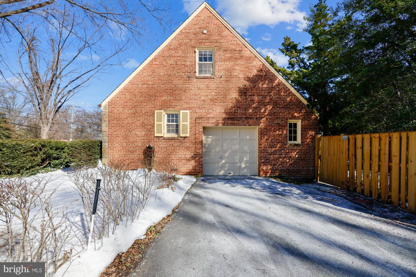 4715 NEBRASKA AVE NW, WASHINGTON, District Of Columbia 20016, 4 Bedrooms Bedrooms, ,4 BathroomsBathrooms,Residential,For sale,4715 NEBRASKA AVE NW,DCDC2244798 MLS # DCDC2244798