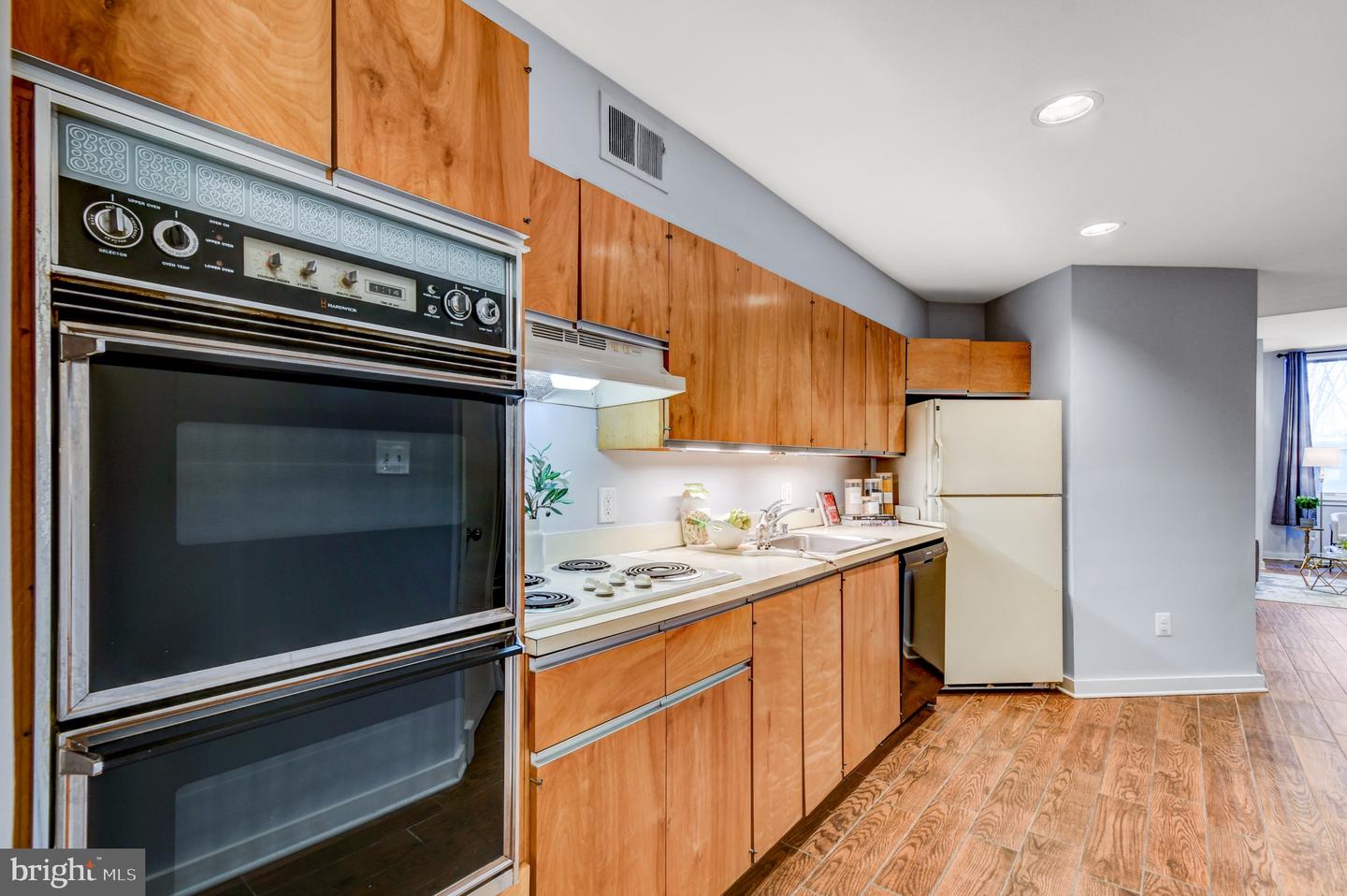 1726 U ST NW #1, WASHINGTON, District Of Columbia 20009, 2 Bedrooms Bedrooms, ,2 BathroomsBathrooms,Residential,For sale,1726 U ST NW #1,DCDC2244804 MLS # DCDC2244804