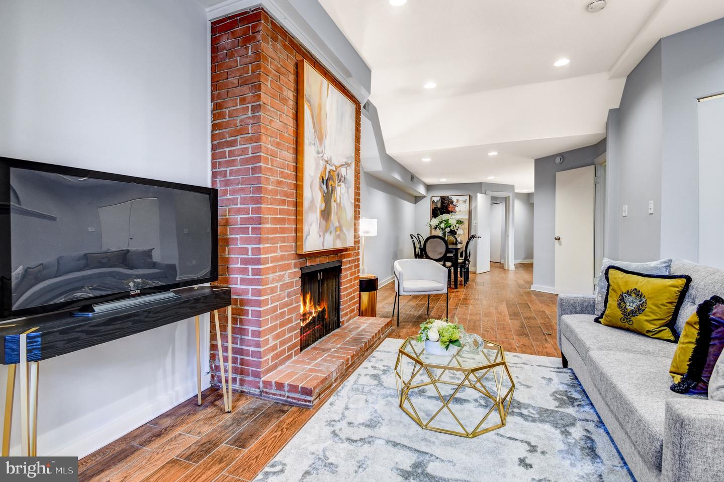 1726 U ST NW #1, WASHINGTON, District Of Columbia 20009, 2 Bedrooms Bedrooms, ,2 BathroomsBathrooms,Residential,For sale,1726 U ST NW #1,DCDC2244804 MLS # DCDC2244804