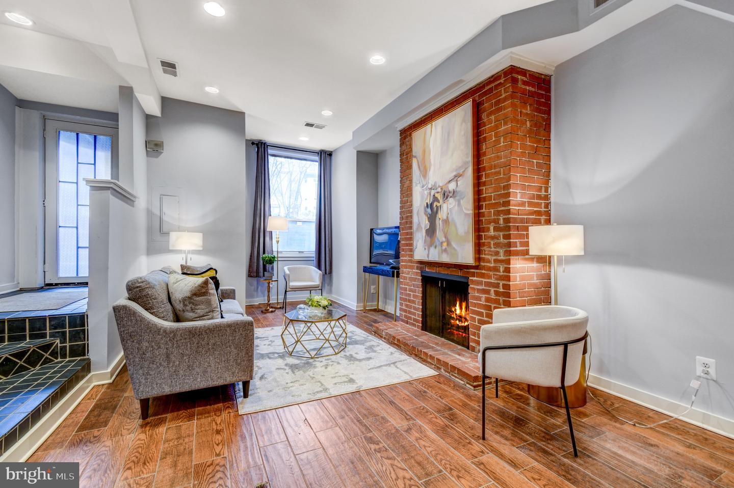 1726 U ST NW #1, WASHINGTON, District Of Columbia 20009, 2 Bedrooms Bedrooms, ,2 BathroomsBathrooms,Residential,For sale,1726 U ST NW #1,DCDC2244804 MLS # DCDC2244804