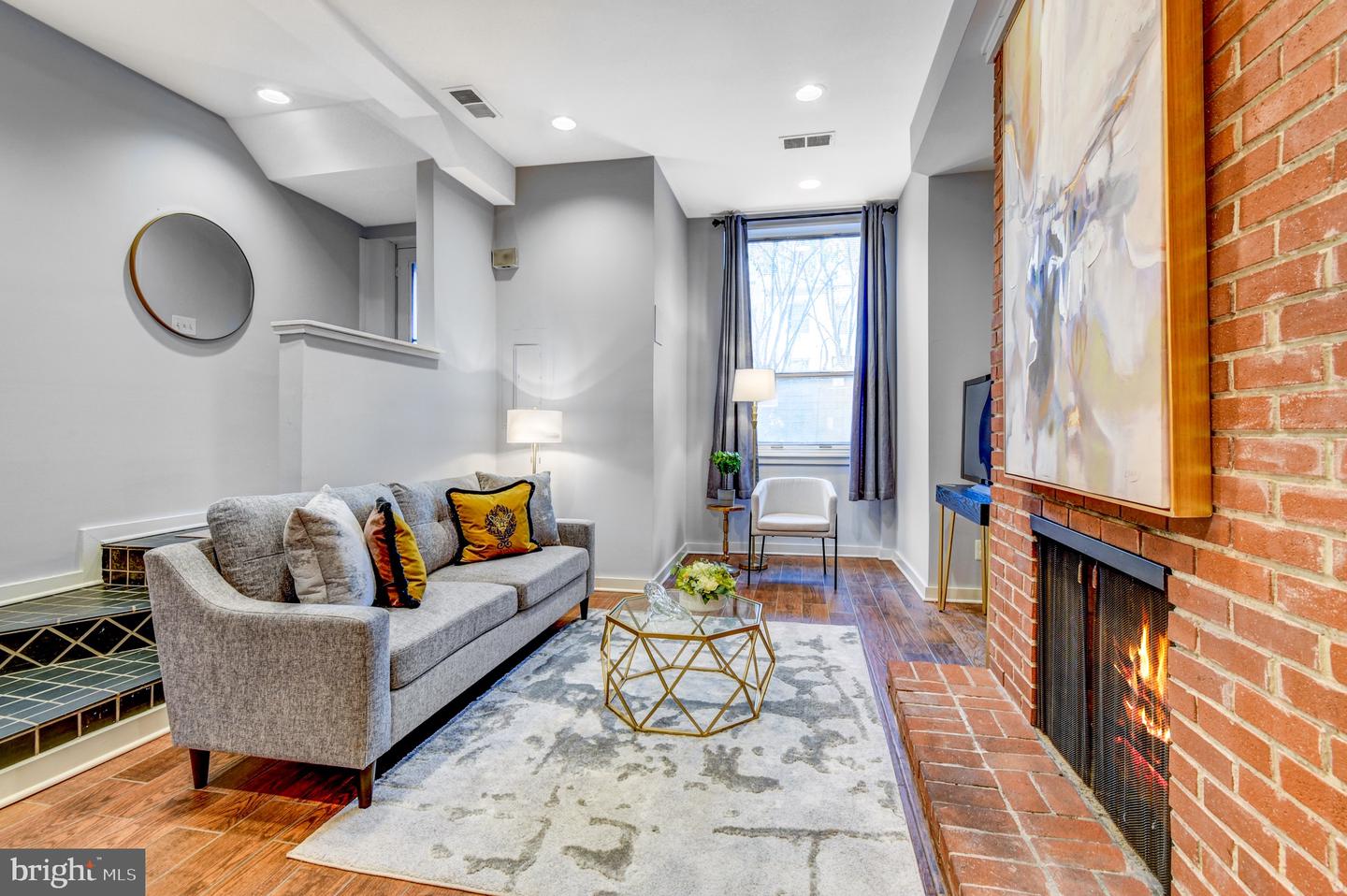 1726 U ST NW #1, WASHINGTON, District Of Columbia 20009, 2 Bedrooms Bedrooms, ,2 BathroomsBathrooms,Residential,For sale,1726 U ST NW #1,DCDC2244804 MLS # DCDC2244804