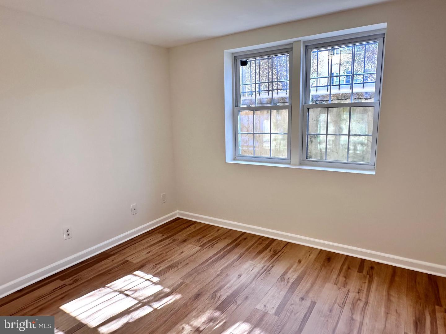 6608 E WAKEFIELD DR #J-1, ALEXANDRIA, Virginia 22307, 1 Bedroom Bedrooms, ,1 BathroomBathrooms,Residential,For sale,6608 E WAKEFIELD DR #J-1,VAFX2289332 MLS # VAFX2289332
