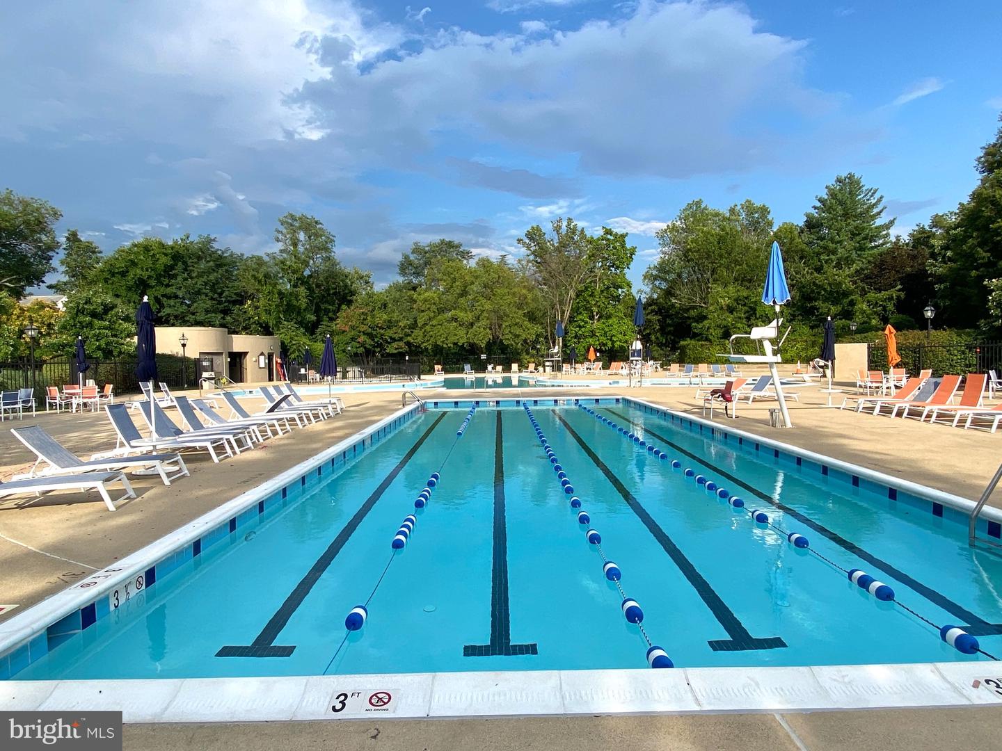 6608 E WAKEFIELD DR #J-1, ALEXANDRIA, Virginia 22307, 1 Bedroom Bedrooms, ,1 BathroomBathrooms,Residential,For sale,6608 E WAKEFIELD DR #J-1,VAFX2289332 MLS # VAFX2289332