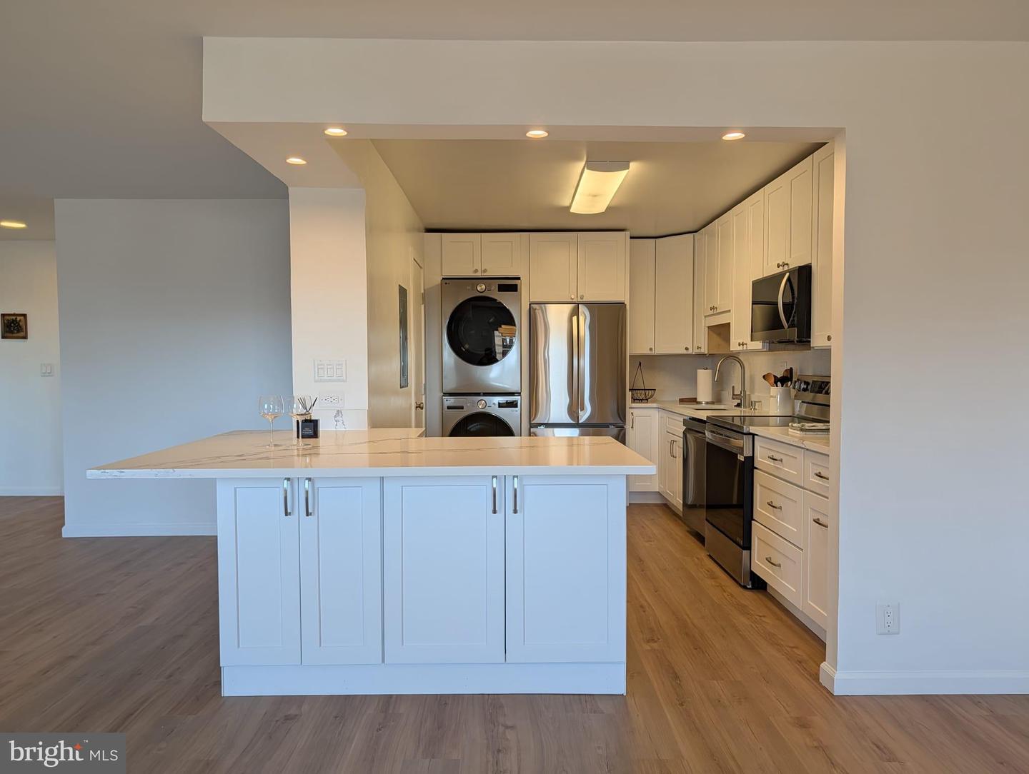 8340 GREENSBORO DR #509, MCLEAN, Virginia 22102, 1 Bedroom Bedrooms, ,1 BathroomBathrooms,Residential,For sale,8340 GREENSBORO DR #509,VAFX2289356 MLS # VAFX2289356