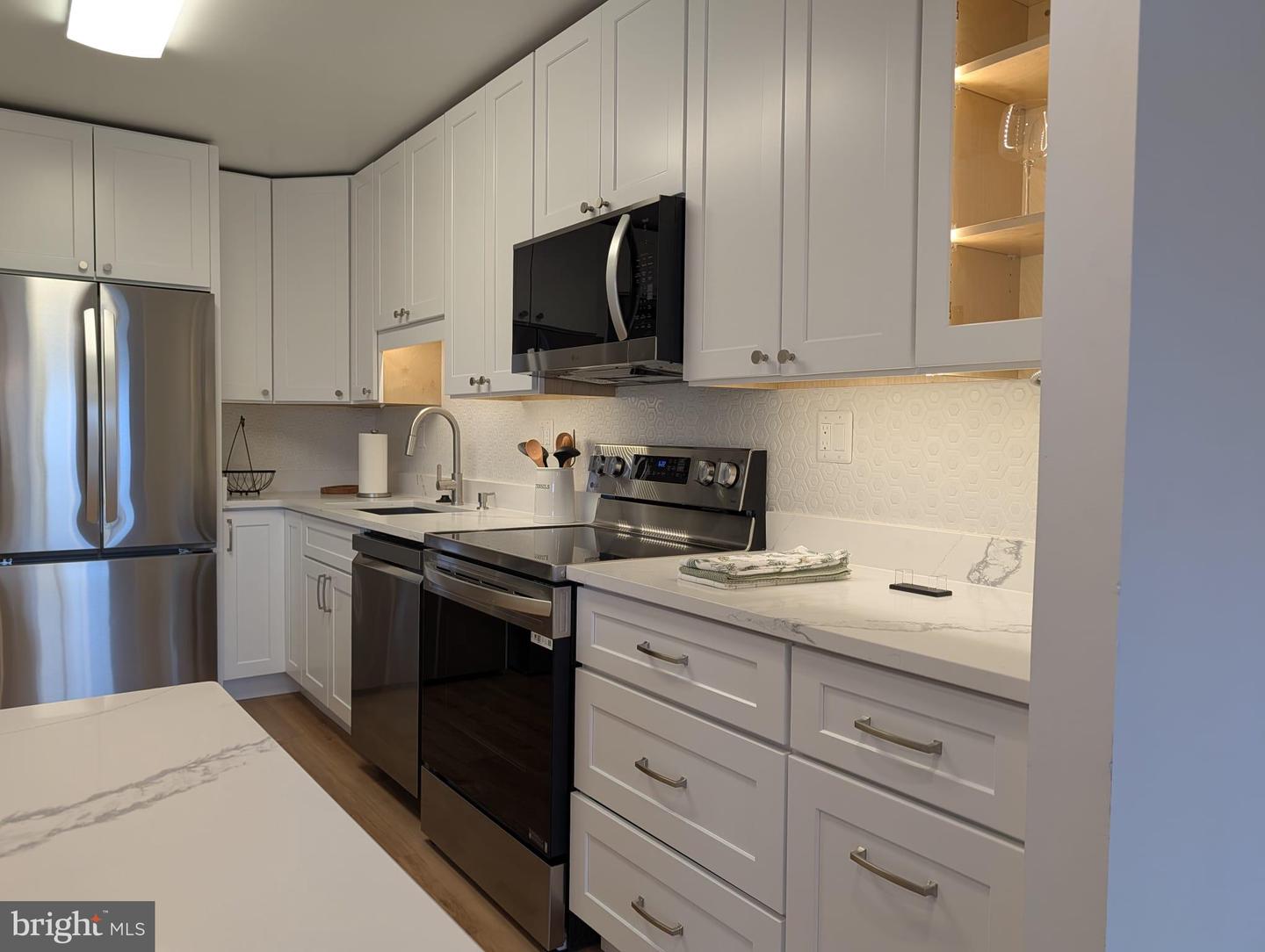 8340 GREENSBORO DR #509, MCLEAN, Virginia 22102, 1 Bedroom Bedrooms, ,1 BathroomBathrooms,Residential,For sale,8340 GREENSBORO DR #509,VAFX2289356 MLS # VAFX2289356