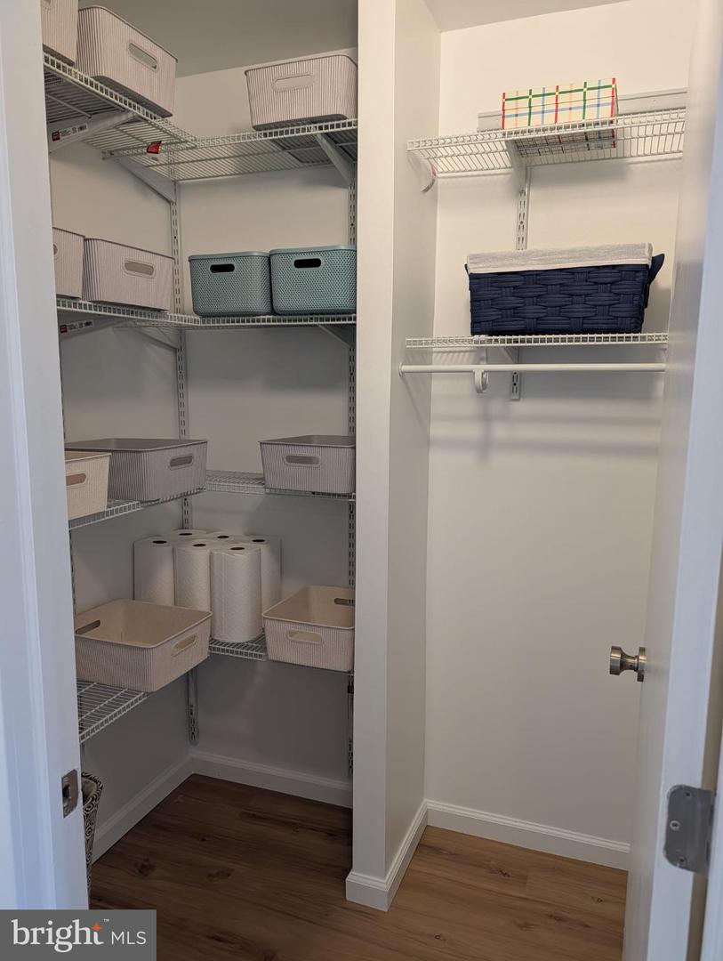 8340 GREENSBORO DR #509, MCLEAN, Virginia 22102, 1 Bedroom Bedrooms, ,1 BathroomBathrooms,Residential,For sale,8340 GREENSBORO DR #509,VAFX2289356 MLS # VAFX2289356