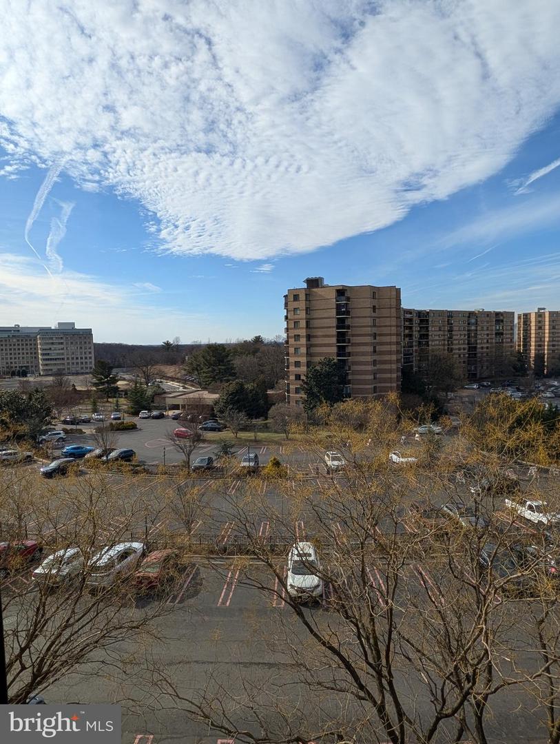 8340 GREENSBORO DR #509, MCLEAN, Virginia 22102, 1 Bedroom Bedrooms, ,1 BathroomBathrooms,Residential,For sale,8340 GREENSBORO DR #509,VAFX2289356 MLS # VAFX2289356