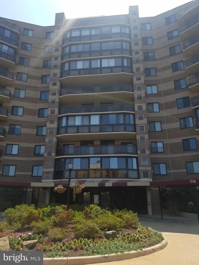 8340 GREENSBORO DR #509, MCLEAN, Virginia 22102, 1 Bedroom Bedrooms, ,1 BathroomBathrooms,Residential,For sale,8340 GREENSBORO DR #509,VAFX2289356 MLS # VAFX2289356