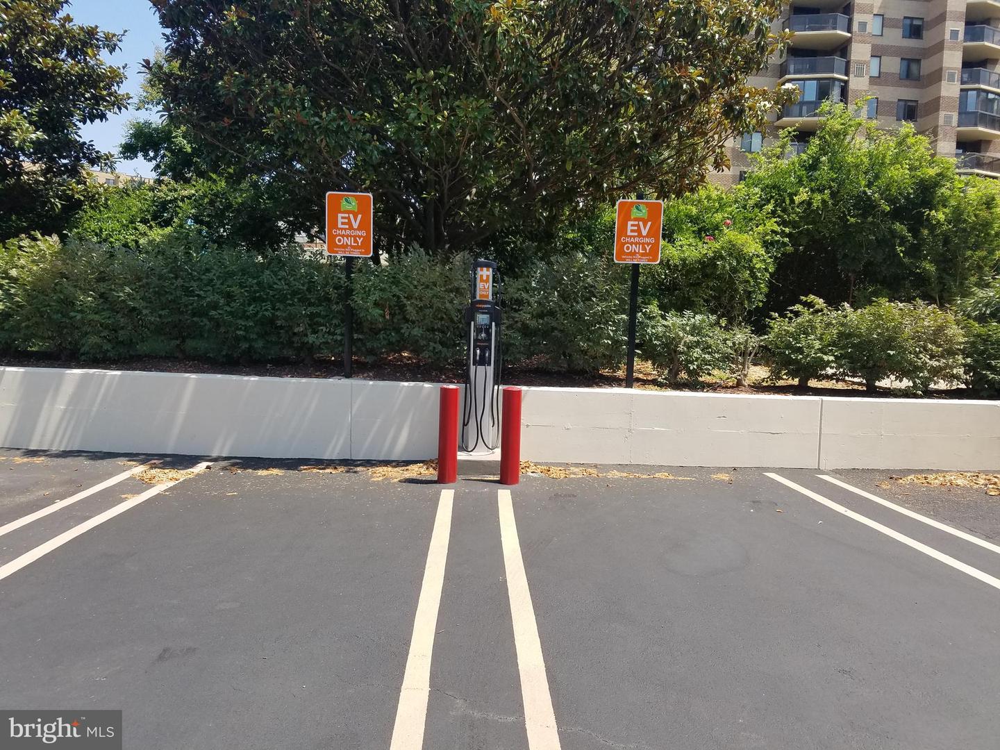 8340 GREENSBORO DR #509, MCLEAN, Virginia 22102, 1 Bedroom Bedrooms, ,1 BathroomBathrooms,Residential,For sale,8340 GREENSBORO DR #509,VAFX2289356 MLS # VAFX2289356