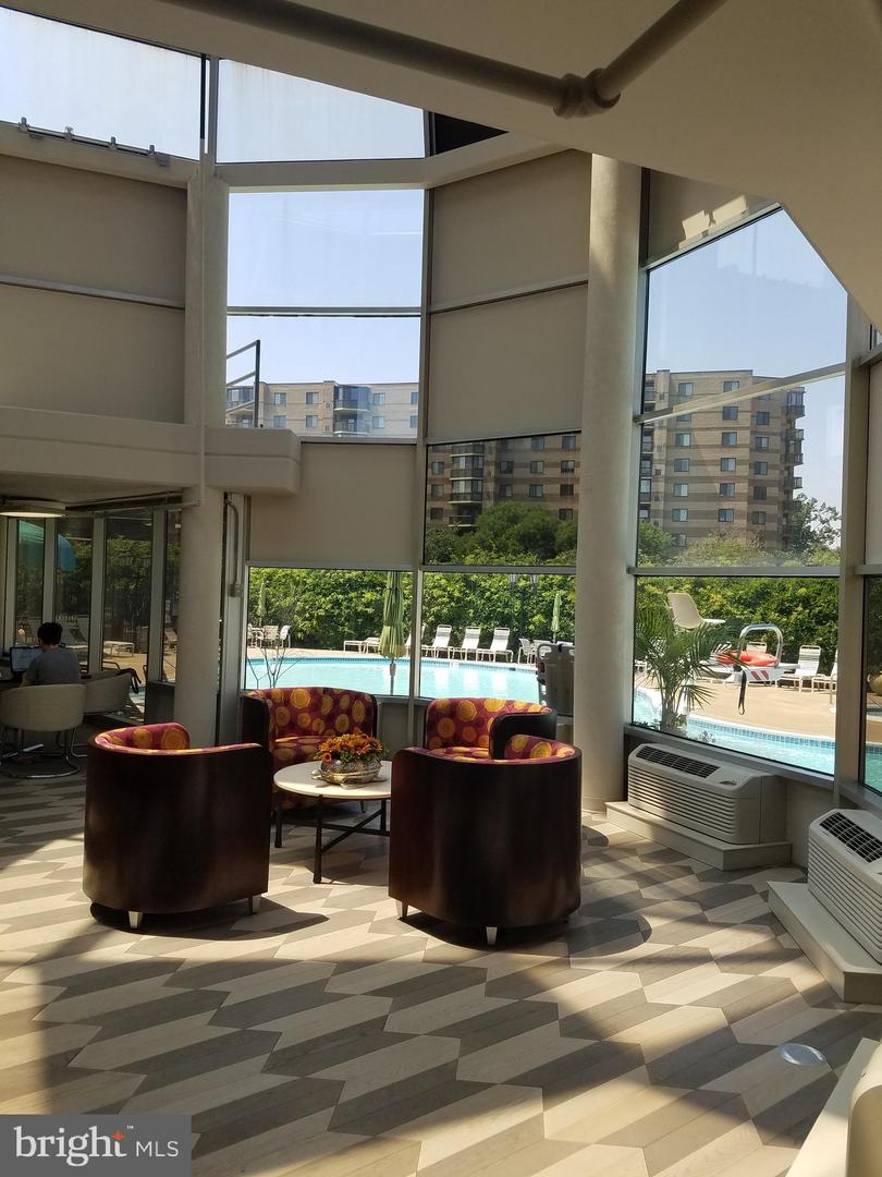 8340 GREENSBORO DR #509, MCLEAN, Virginia 22102, 1 Bedroom Bedrooms, ,1 BathroomBathrooms,Residential,For sale,8340 GREENSBORO DR #509,VAFX2289356 MLS # VAFX2289356