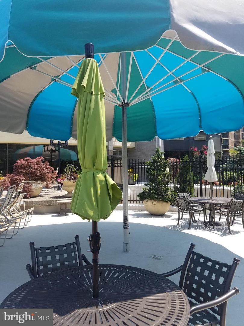 8340 GREENSBORO DR #509, MCLEAN, Virginia 22102, 1 Bedroom Bedrooms, ,1 BathroomBathrooms,Residential,For sale,8340 GREENSBORO DR #509,VAFX2289356 MLS # VAFX2289356