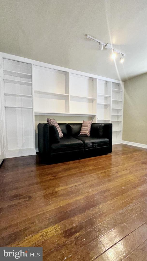 2714 31ST ST SE #B660, WASHINGTON, District Of Columbia 20020, 3 Bedrooms Bedrooms, 7 Rooms Rooms,1 BathroomBathrooms,Residential,For sale,2714 31ST ST SE #B660,DCDC2244952 MLS # DCDC2244952