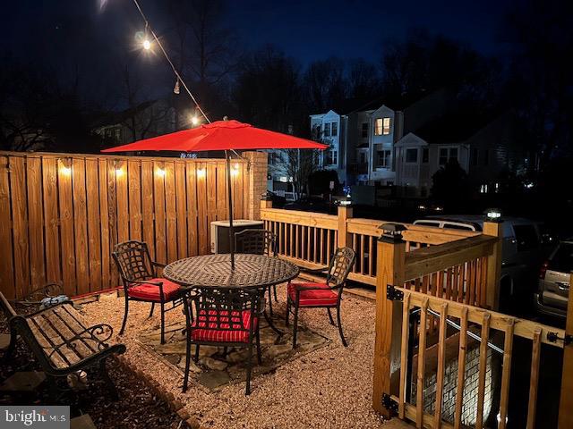 6012 CHESTNUT HOLLOW CT, CENTREVILLE, Virginia 20121, 2 Bedrooms Bedrooms, ,1 BathroomBathrooms,Residential,For sale,6012 CHESTNUT HOLLOW CT,VAFX2289402 MLS # VAFX2289402